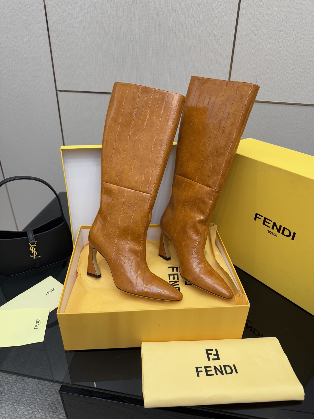 20251022/Fendi_251022-3